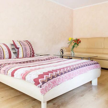 Zaporizhia Apartment In Zaporozhye. Antica المظهر الخارجي الصورة