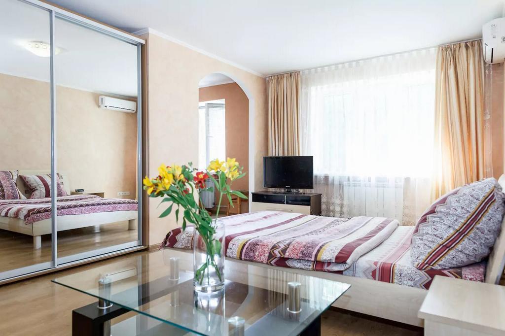 Zaporizhia Apartment In Zaporozhye. Antica المظهر الخارجي الصورة