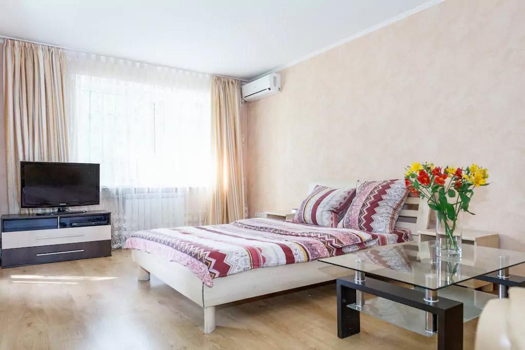 Zaporizhia Apartment In Zaporozhye. Antica المظهر الخارجي الصورة